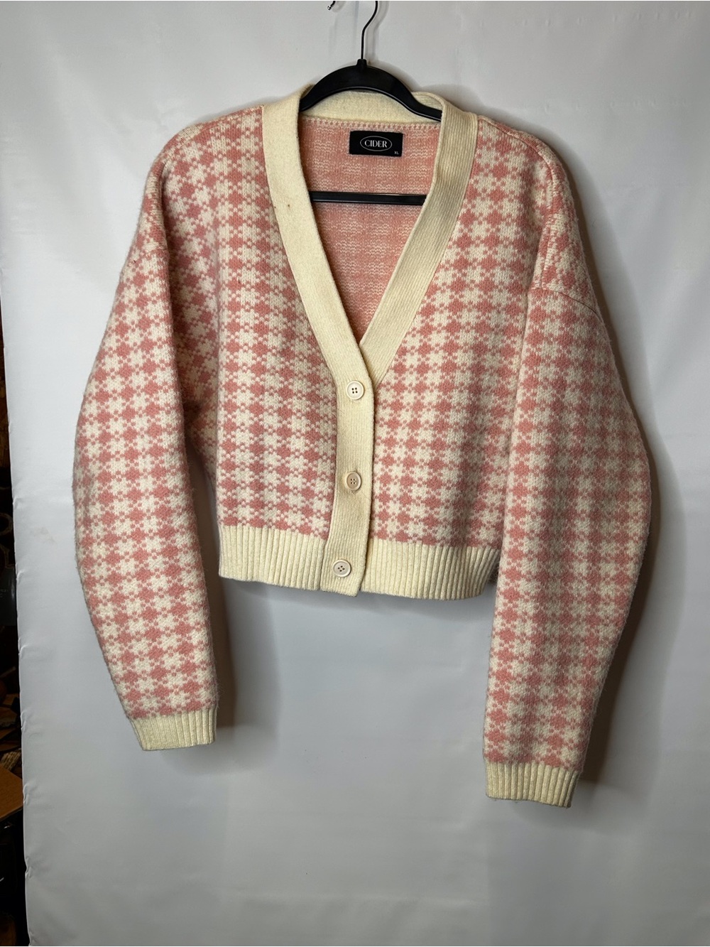 Cider Pink & Cream Houndstooth V-Neck Cardigan